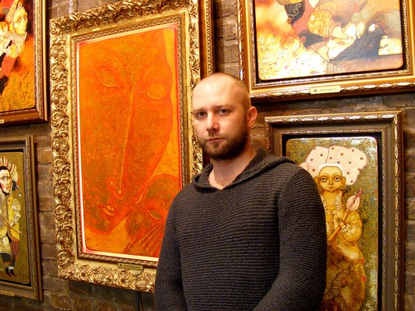 Брестский художник привез в Гродно «Три обезьяны» — Вечерний Гродно