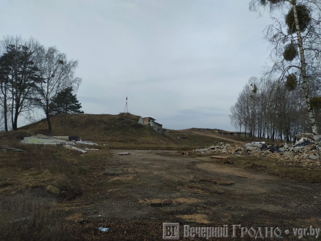 Военная часть в Лапенках окончательно снесена — смотрите, что там  происходит сейчас — Вечерний Гродно