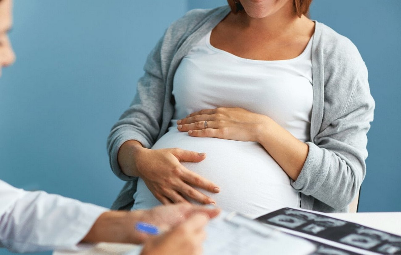 Кесарево беременности плюсы. Беременные женщины. Картинки беременных женщин.