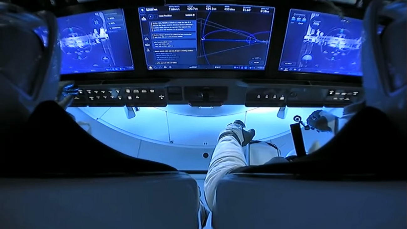 Проект crew dragon