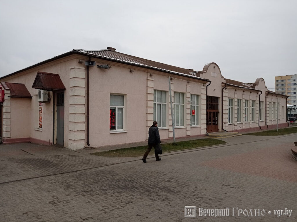 В здании автовокзала в Гродно ждали открытия KFС. Почему ресторан там не  появился — Вечерний Гродно