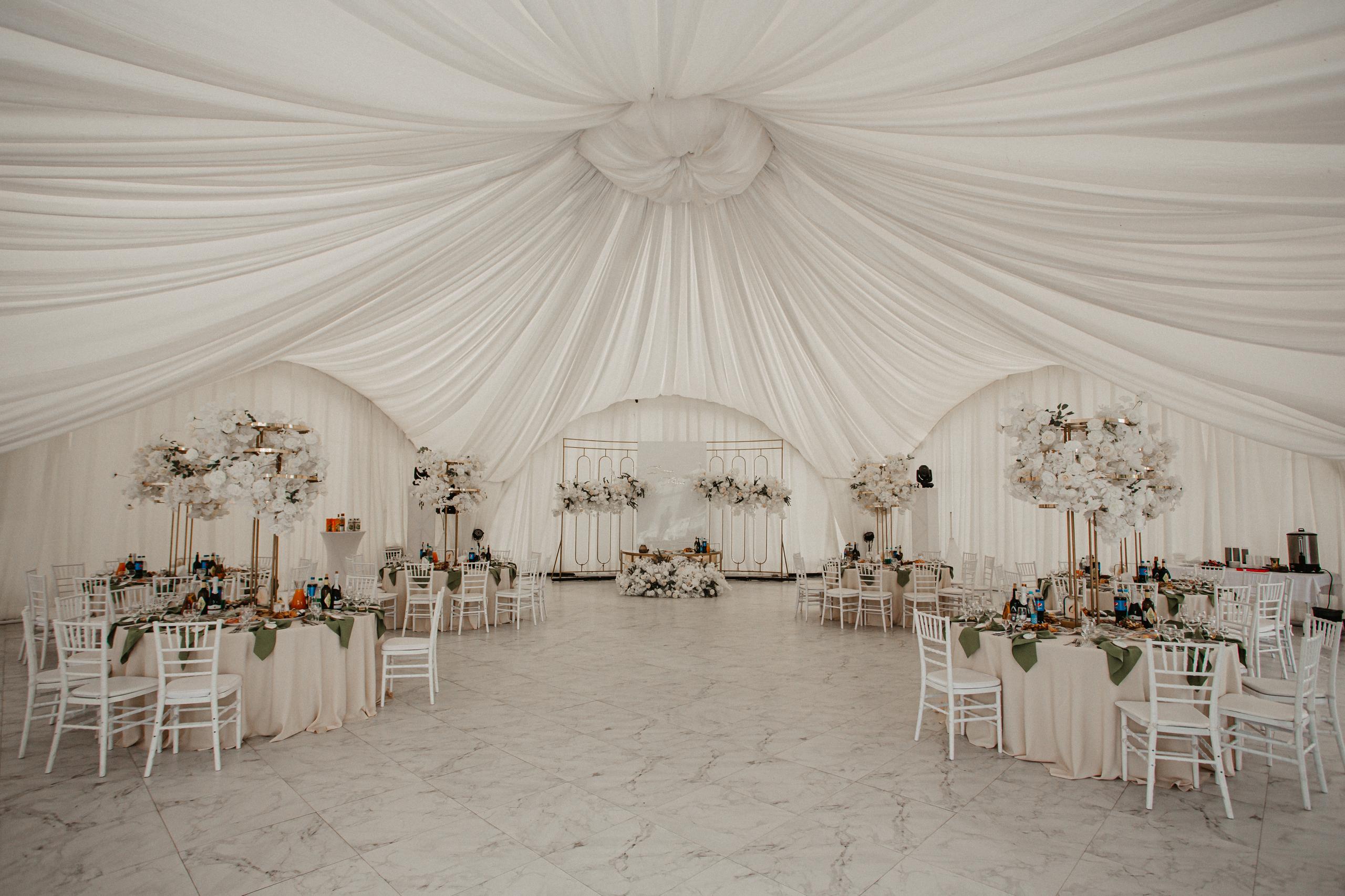 Свадебный шатер для выездной регистрации брака на 250 чел в усадьбе Жукевичи 